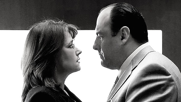 Dr. Melfi (Lorraine Bracco) und Tony Soprano (James Gandolfini) (c) HBO